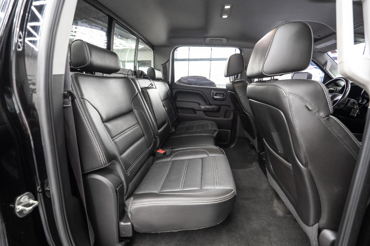 GMC Sierra 2500HD Denali Crew Cab 4WD 2015
