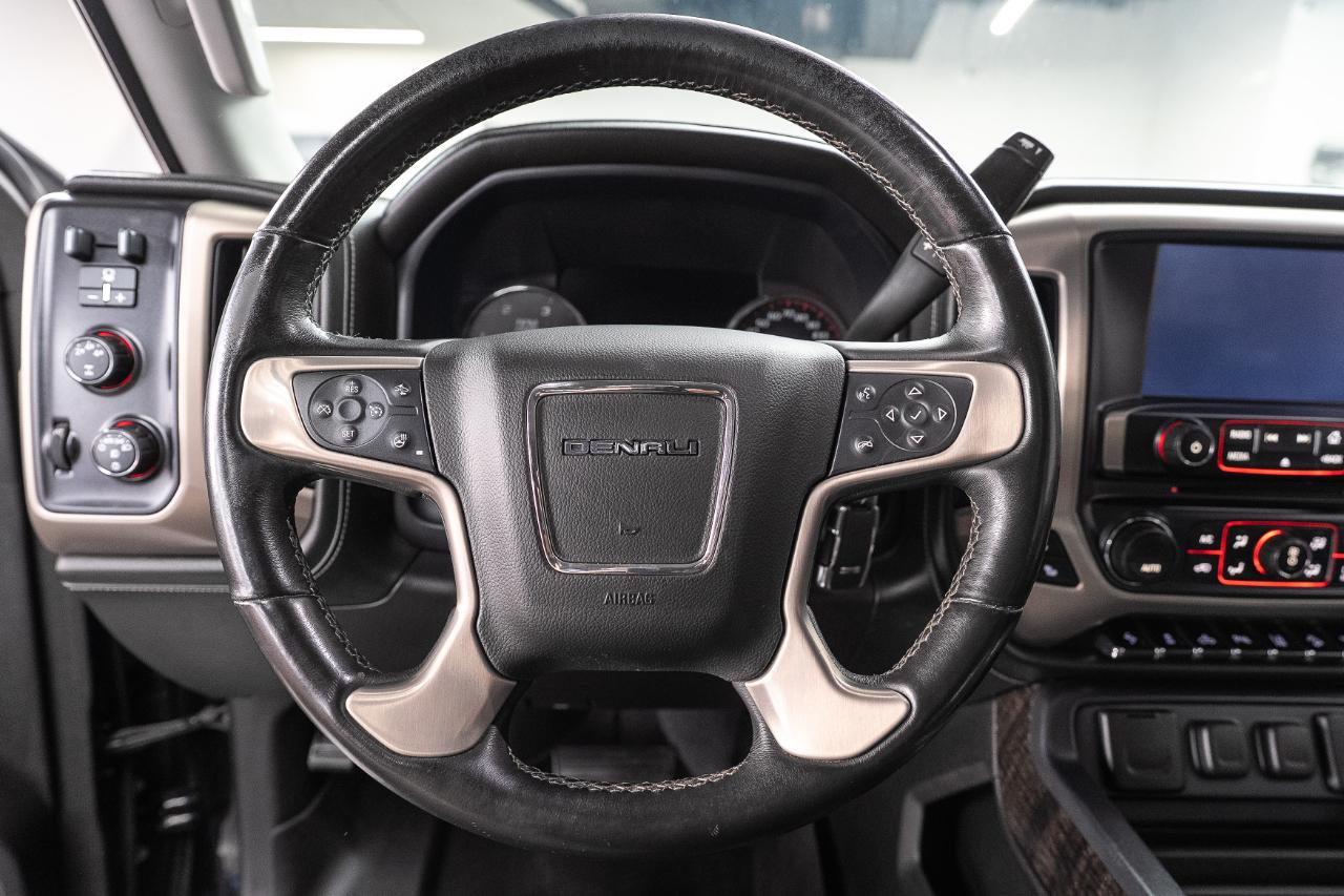 GMC Sierra 2500HD Denali Crew Cab 4WD 2015