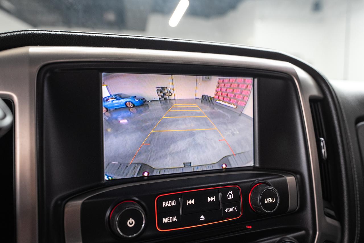 GMC Sierra 2500HD Denali Crew Cab 4WD 2015