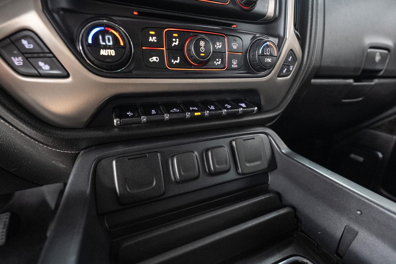 GMC Sierra 2500HD Denali Crew Cab 4WD 2015
