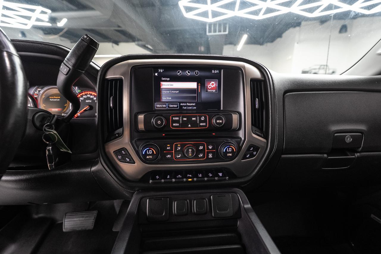 GMC Sierra 2500HD Denali Crew Cab 4WD 2015