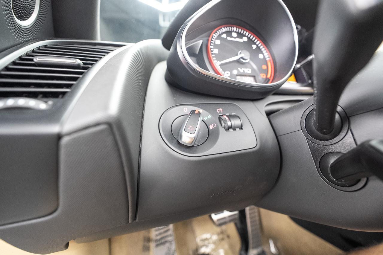 Audi R8 2dr Conv Auto quattro Spyder V10 2011