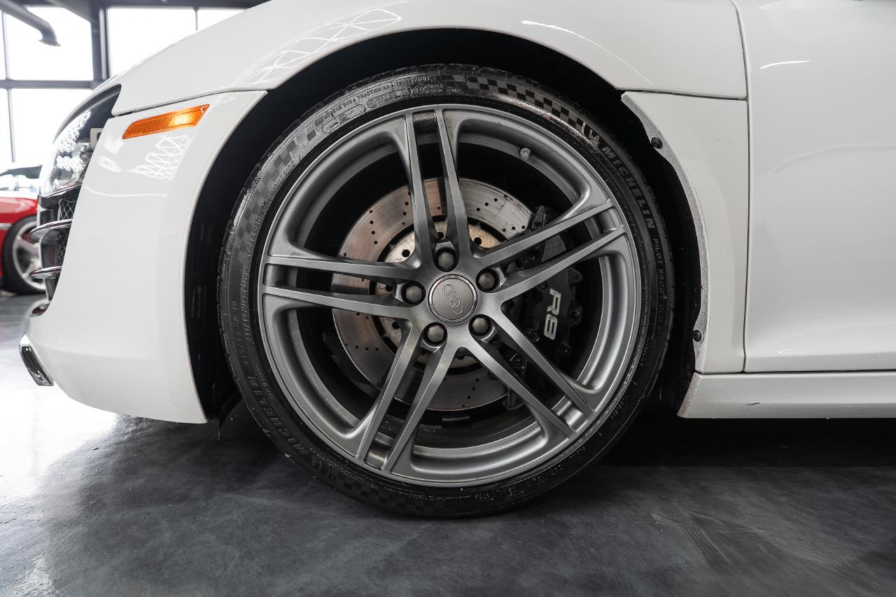 Audi R8 2dr Conv Auto quattro Spyder V10 2011