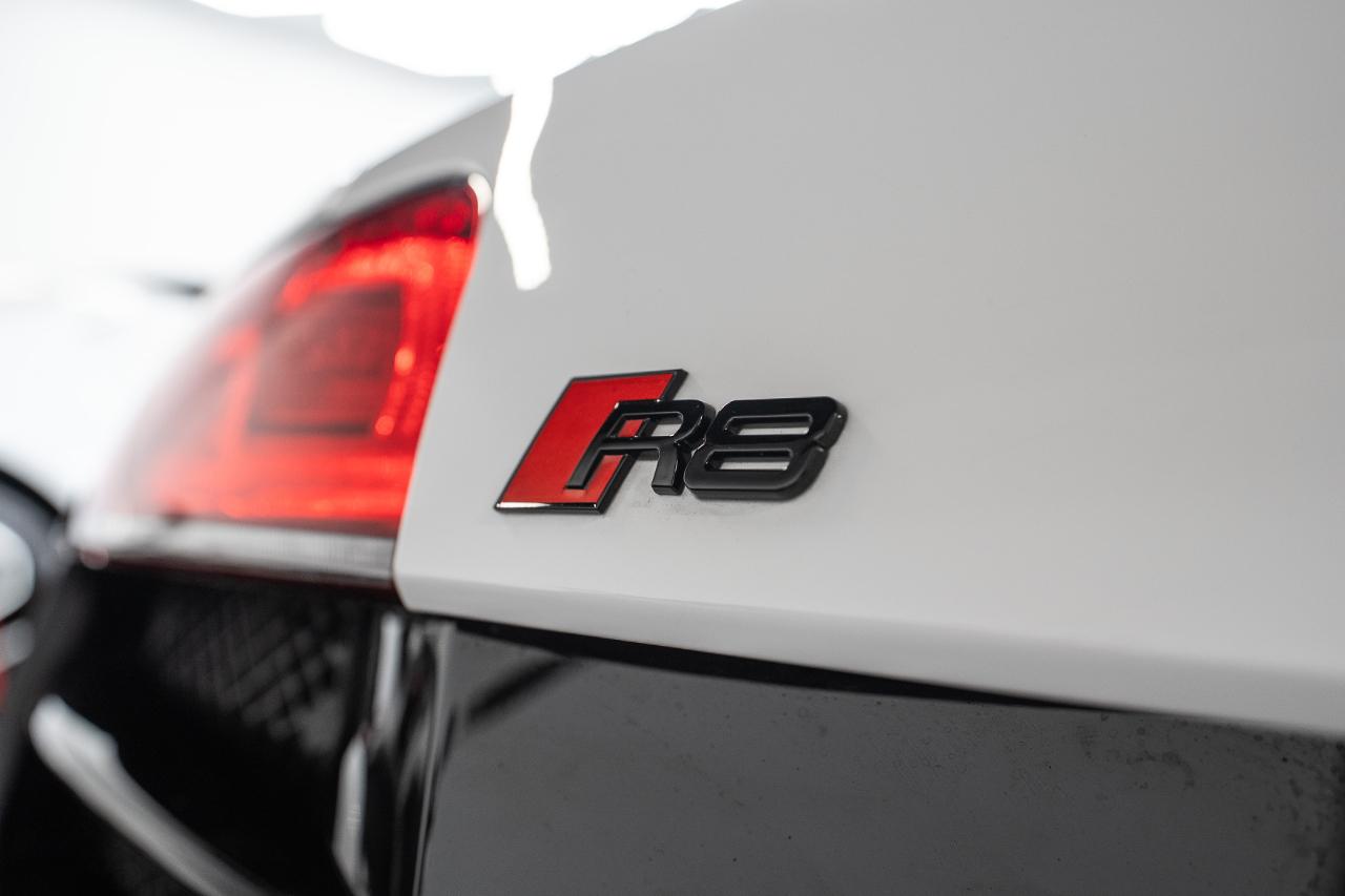 Audi R8 2dr Conv Auto quattro Spyder V10 2011