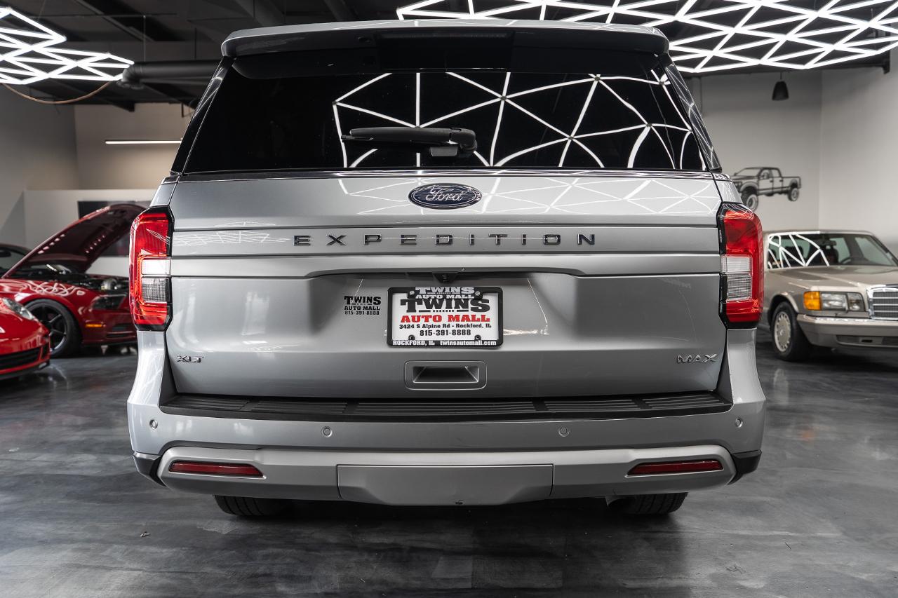 Ford Expedition MAX XLT 4WD 2023