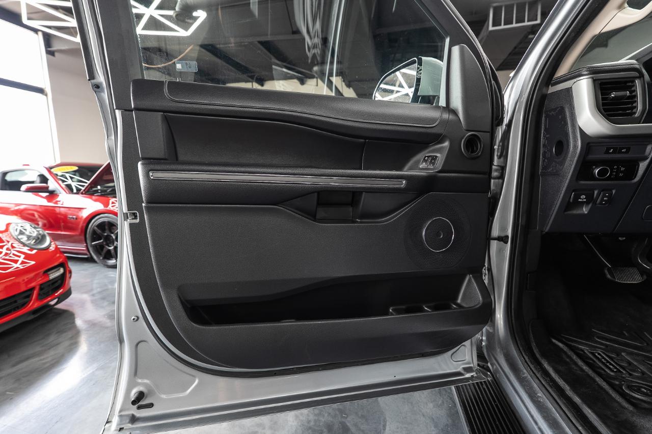 Ford Expedition MAX XLT 4WD 2023