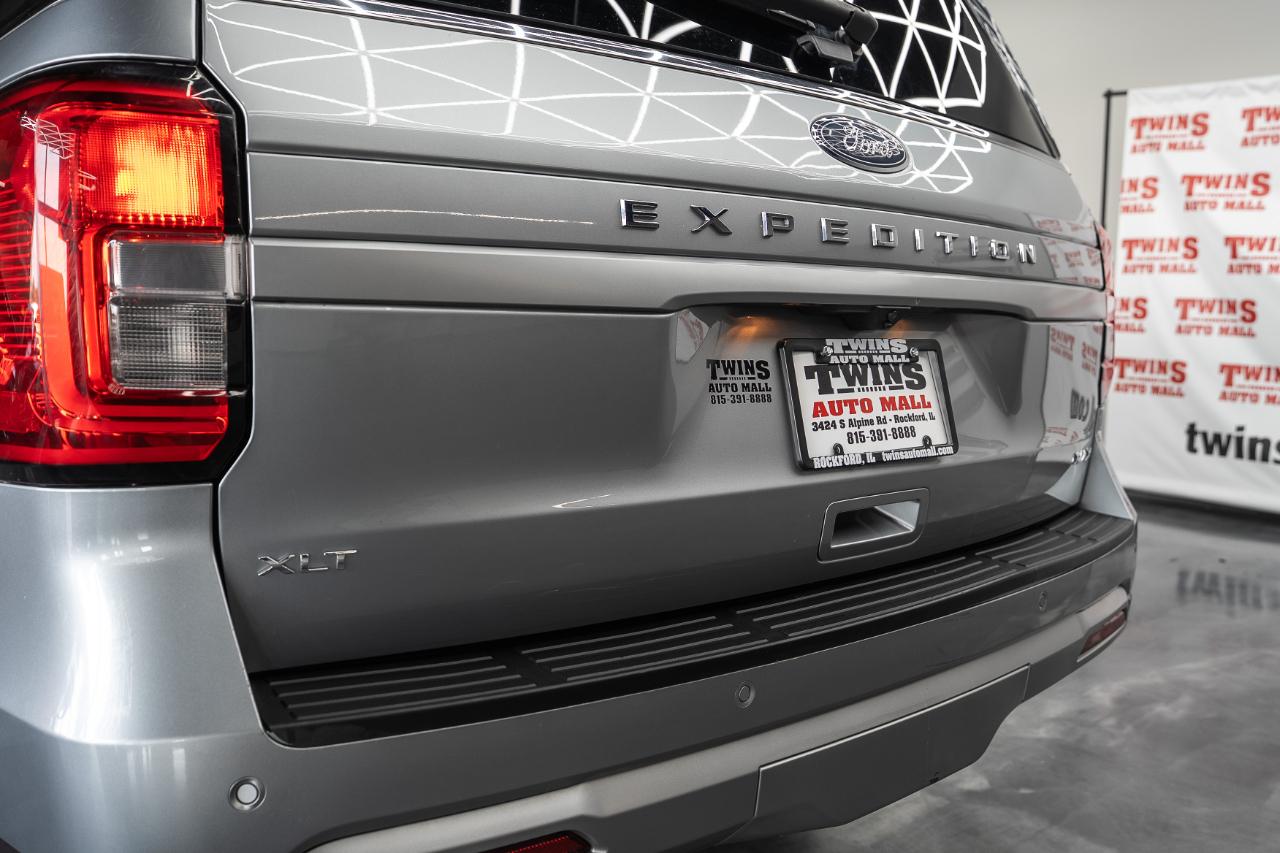 Ford Expedition MAX XLT 4WD 2023