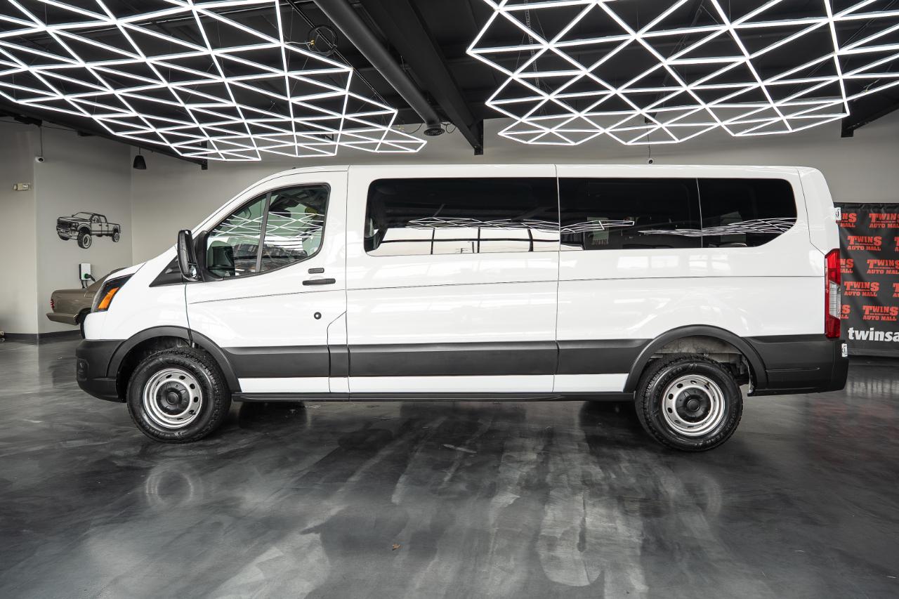 Ford Transit 350 Wagon Low Roof XL w/Sliding Pass. 148-in. WB 2023
