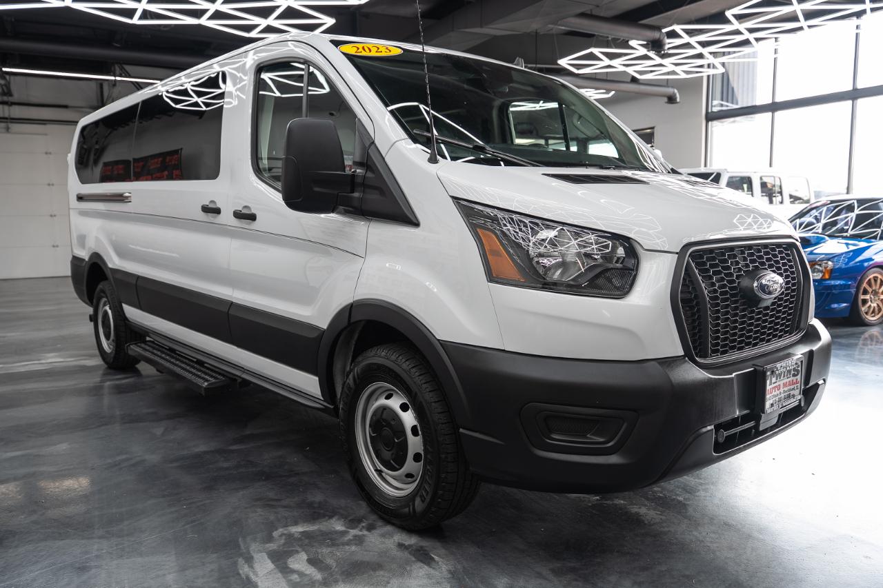 Ford Transit 350 Wagon Low Roof XL w/Sliding Pass. 148-in. WB 2023