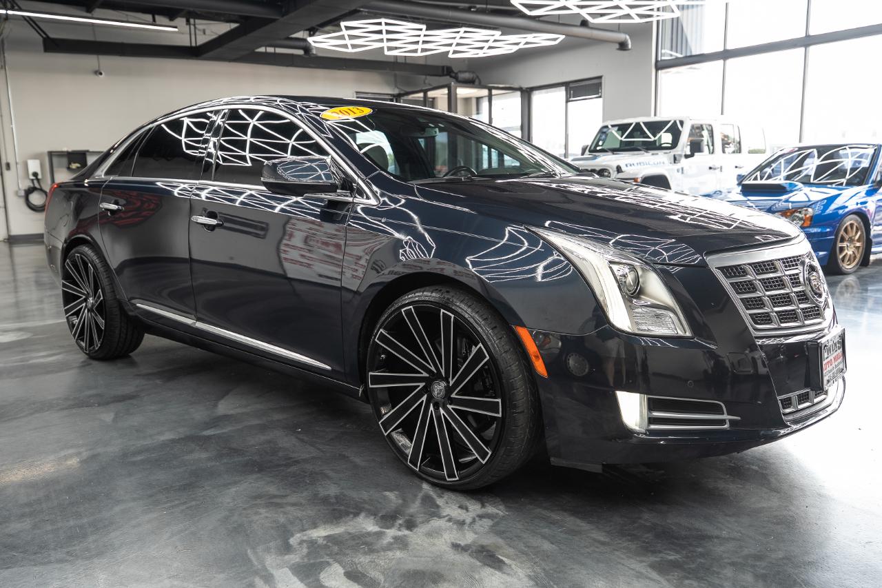 Cadillac XTS Luxury 2013