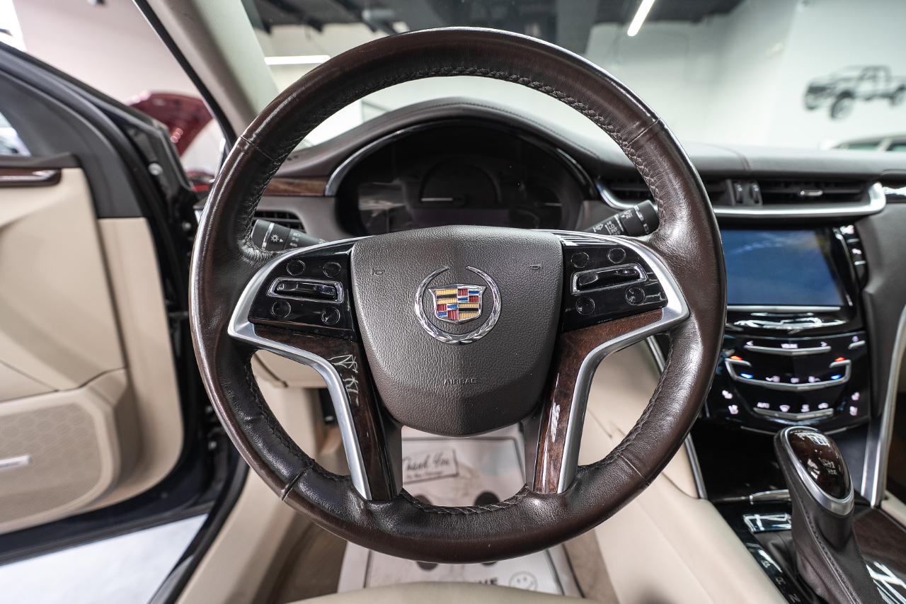 Cadillac XTS Luxury 2013