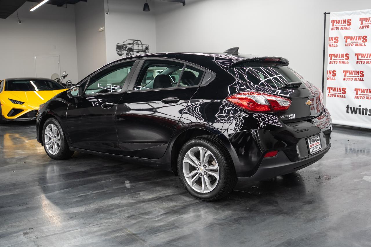Chevrolet Cruze LS Hatchback 2019