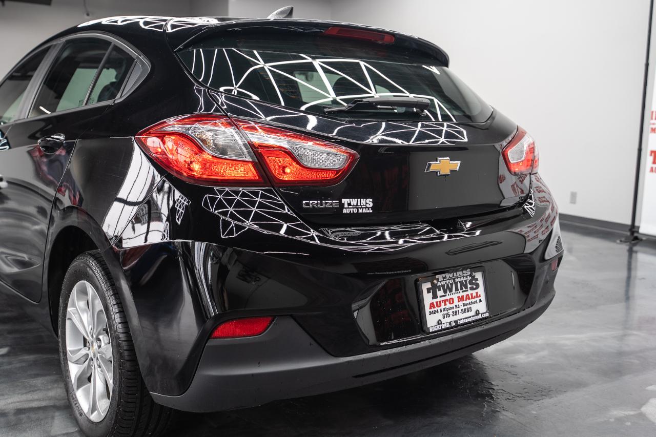 Chevrolet Cruze LS Hatchback 2019