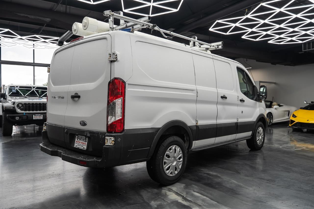 Ford Transit 250 Van Low Roof 60/40 Pass.130-in. WB 2016