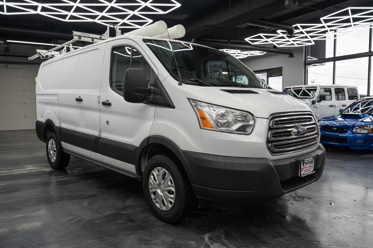 Ford Transit 250 Van Low Roof 60/40 Pass.130-in. WB 2016