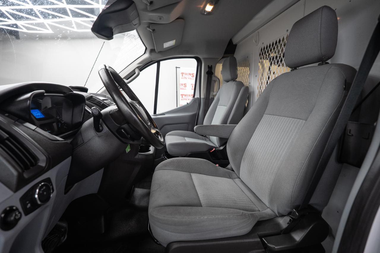 Ford Transit 250 Van Low Roof 60/40 Pass.130-in. WB 2016