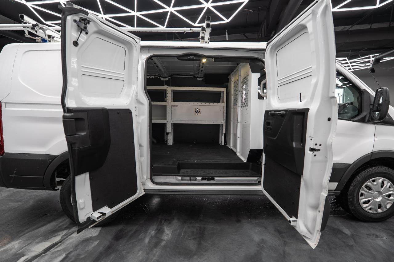 Ford Transit 250 Van Low Roof 60/40 Pass.130-in. WB 2016