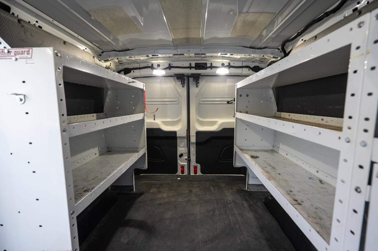 Ford Transit 250 Van Low Roof 60/40 Pass.130-in. WB 2016