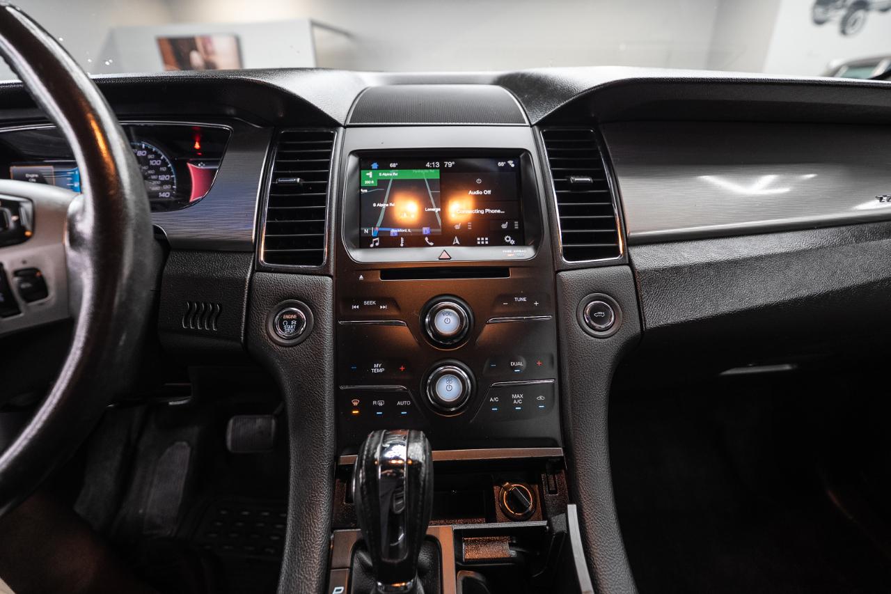 Ford Taurus SEL FWD 2016