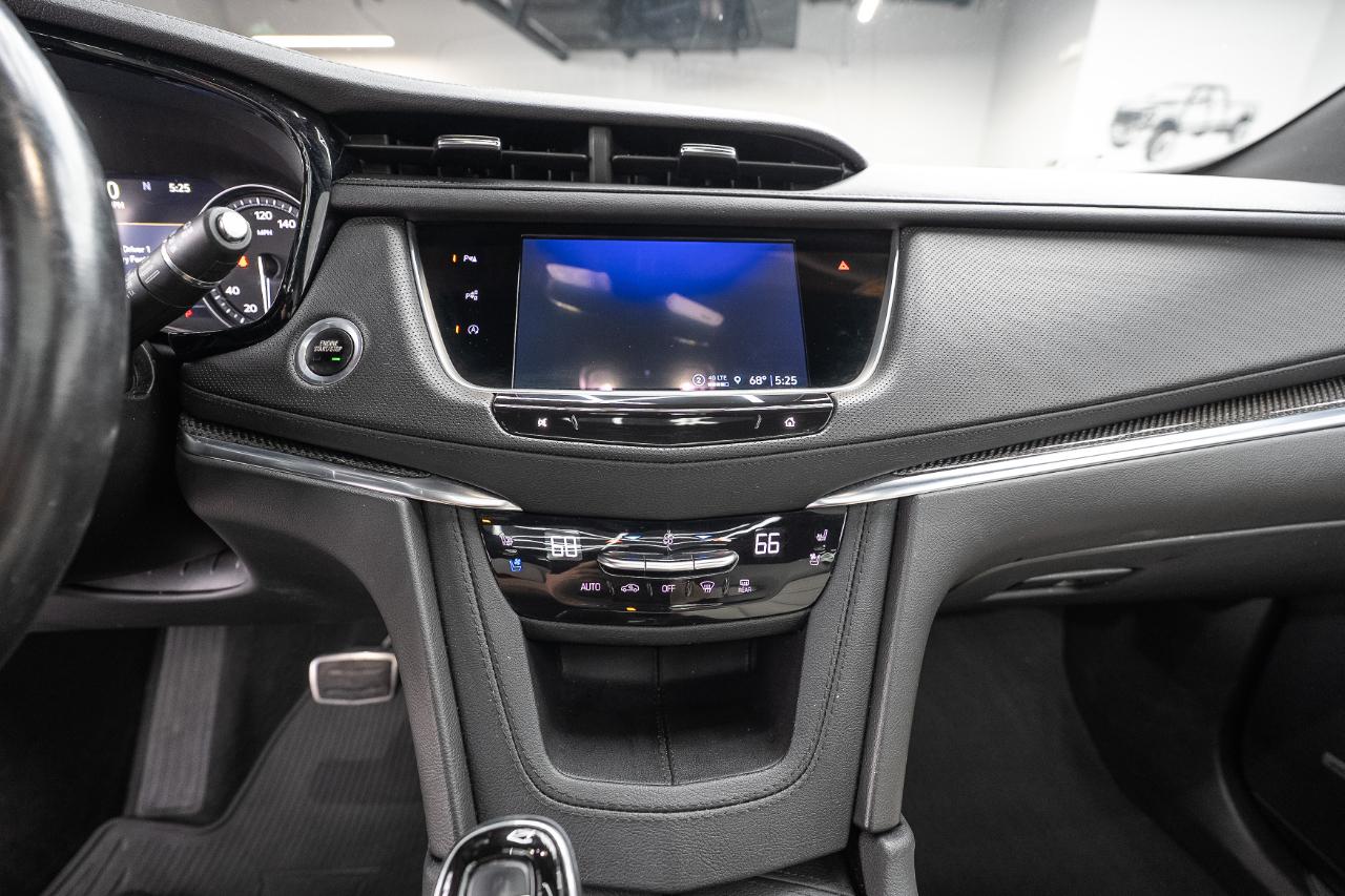 Cadillac XT5 Sport AWD 2023