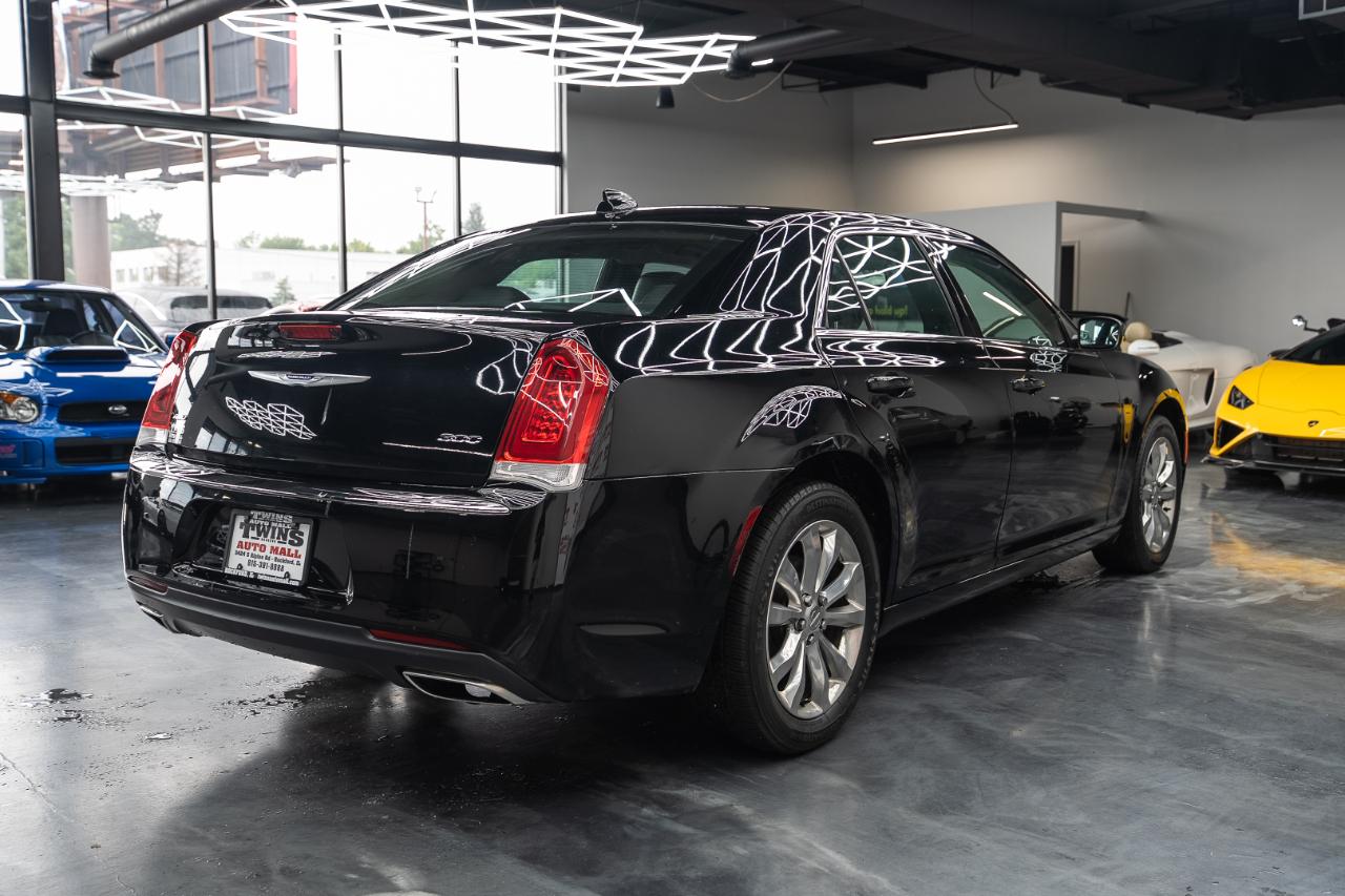 Chrysler 300 Touring AWD 2018