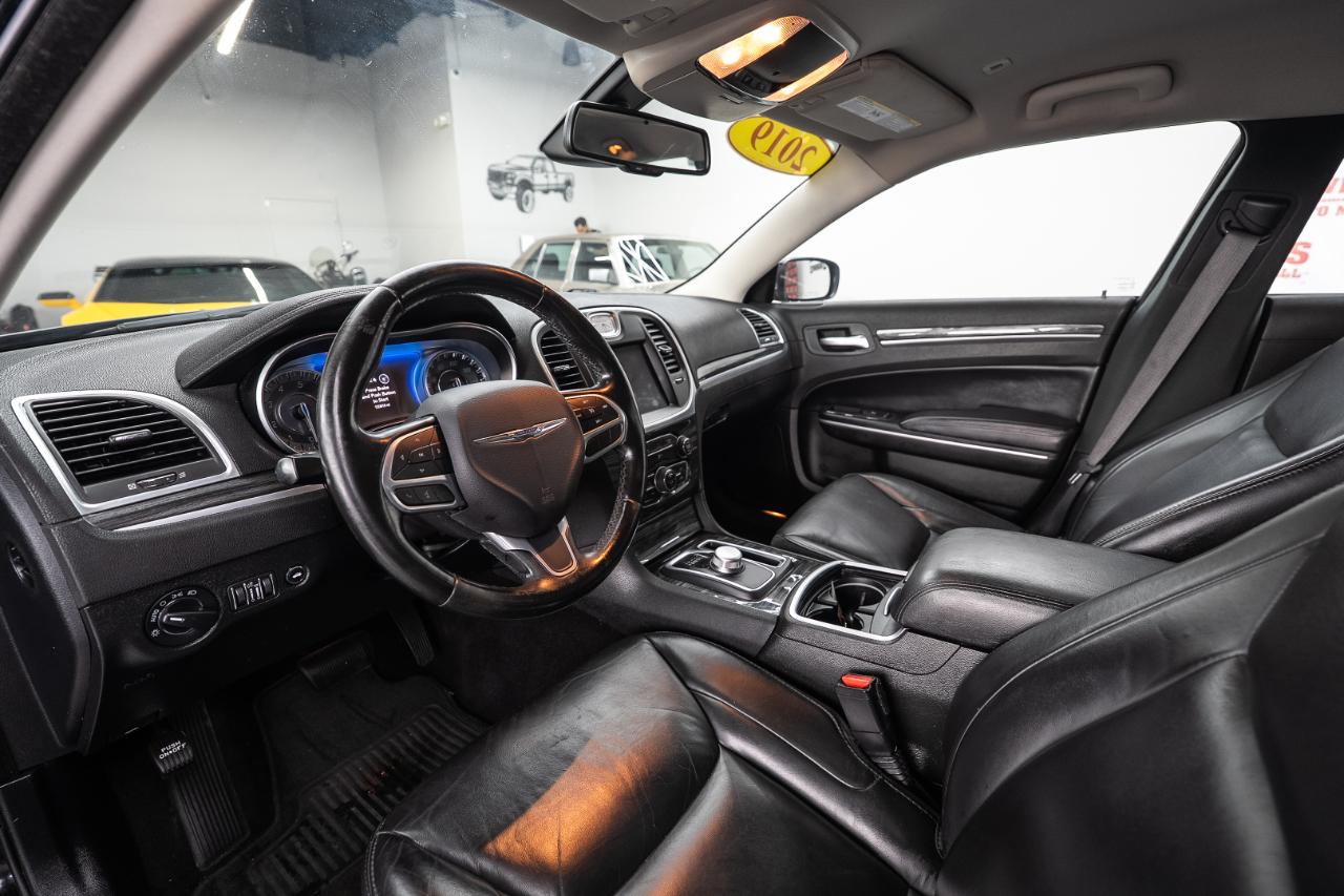 Chrysler 300 Touring AWD 2018