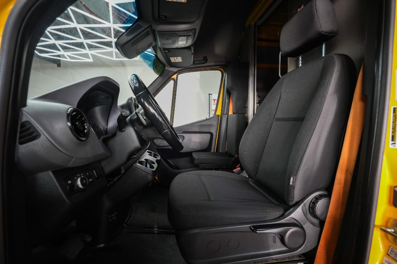 Mercedes-Benz Sprinter 2500 170-in. WB 2021
