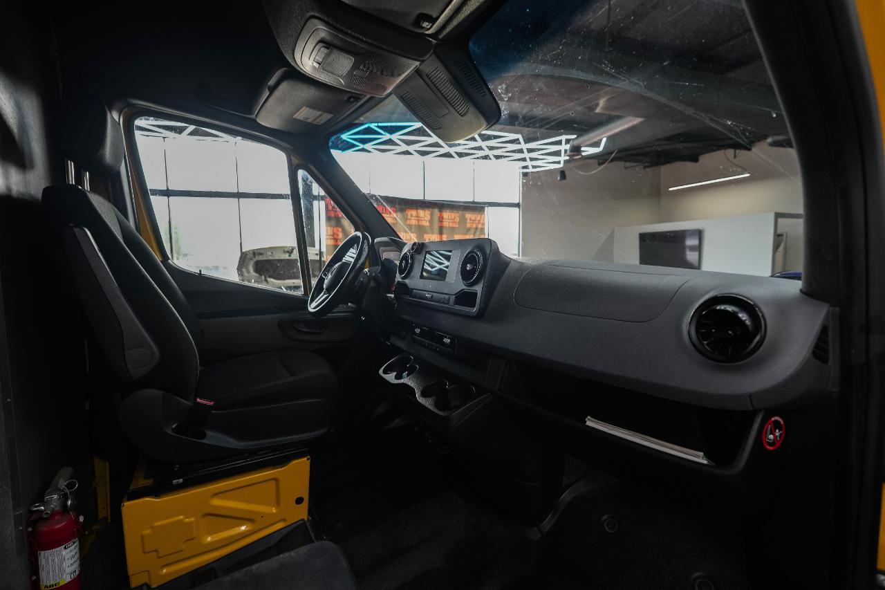 Mercedes-Benz Sprinter 2500 170-in. WB 2021