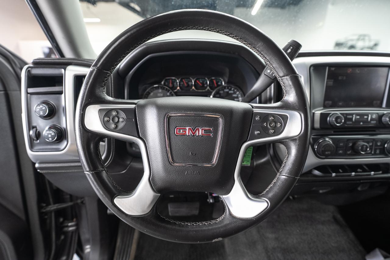 GMC Sierra 1500 4WD Crew Cab 153.0" SLT 2014
