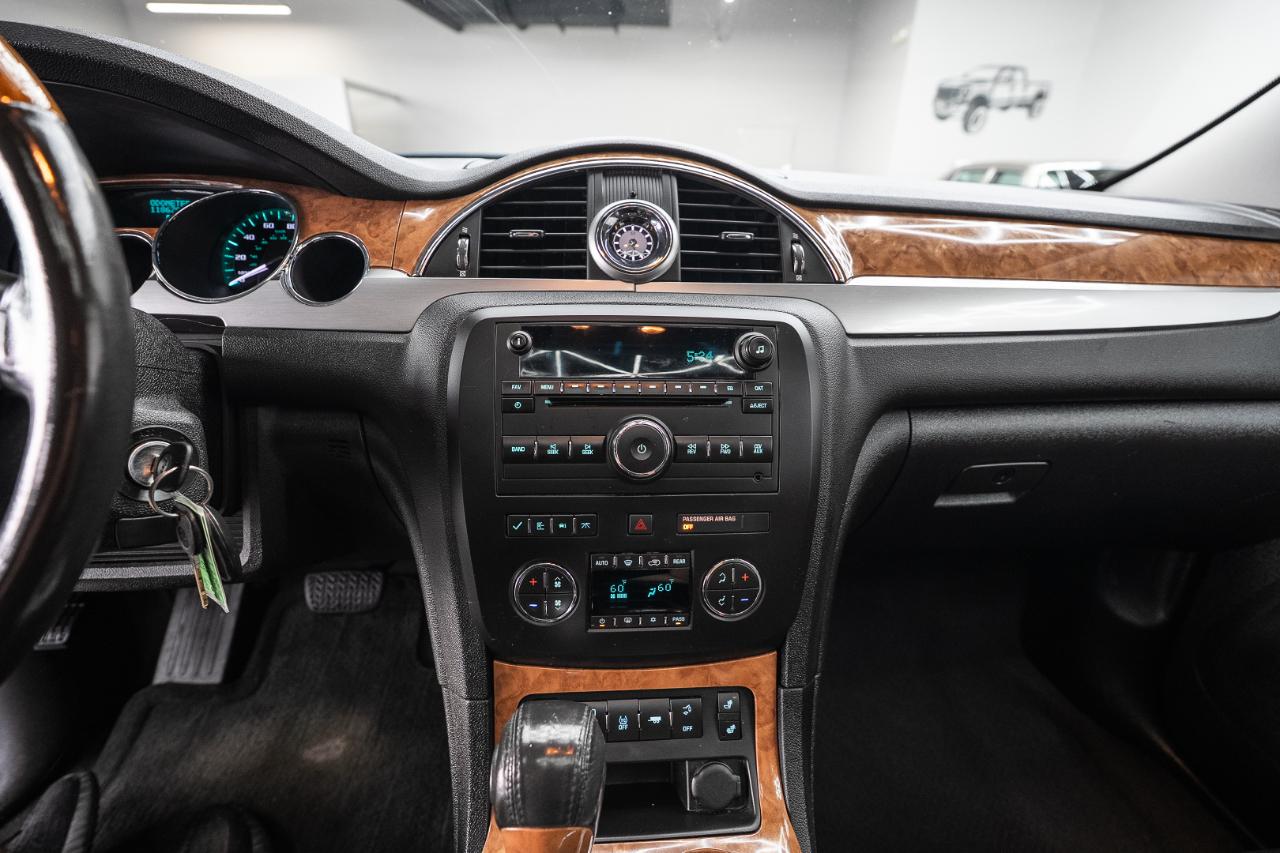 Buick Enclave Leather FWD 2012