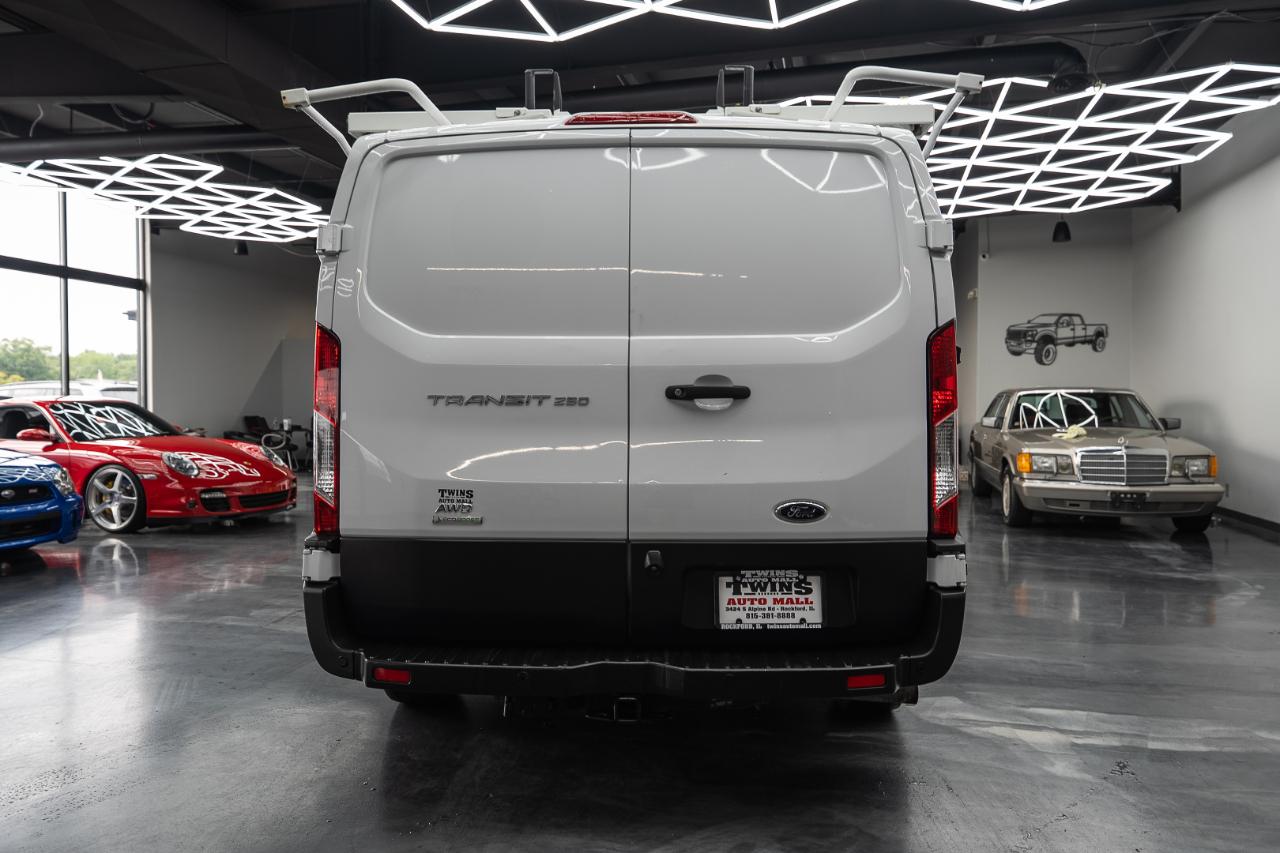 Ford Transit 250 Van Low Roof w/Sliding Pass. 148-in. WB 2021