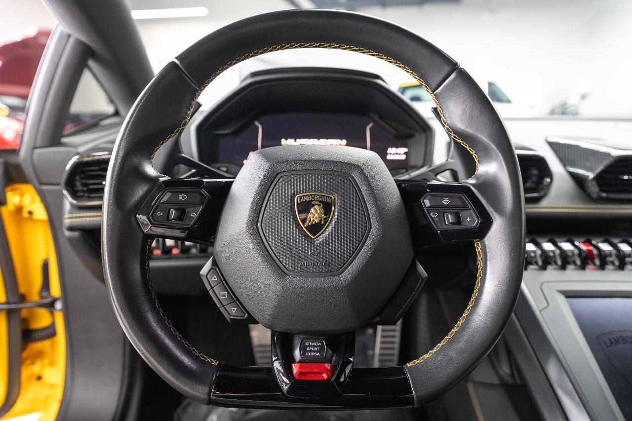 Lamborghini Huracan EVO Coupe 2022