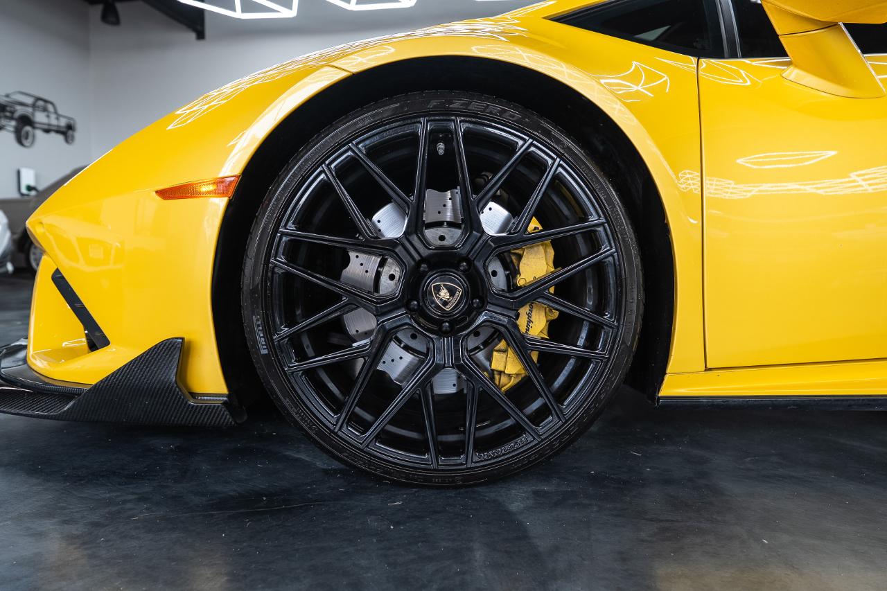 Lamborghini Huracan EVO Coupe 2022