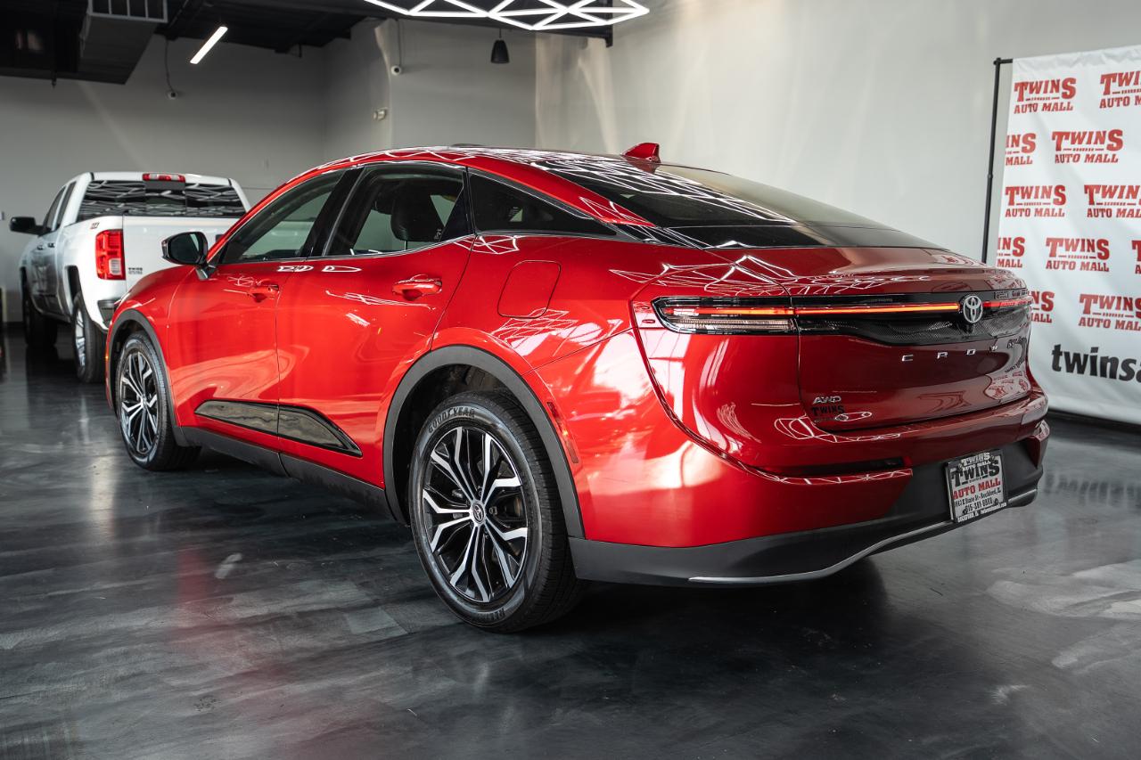 Toyota Crown XLE 2023