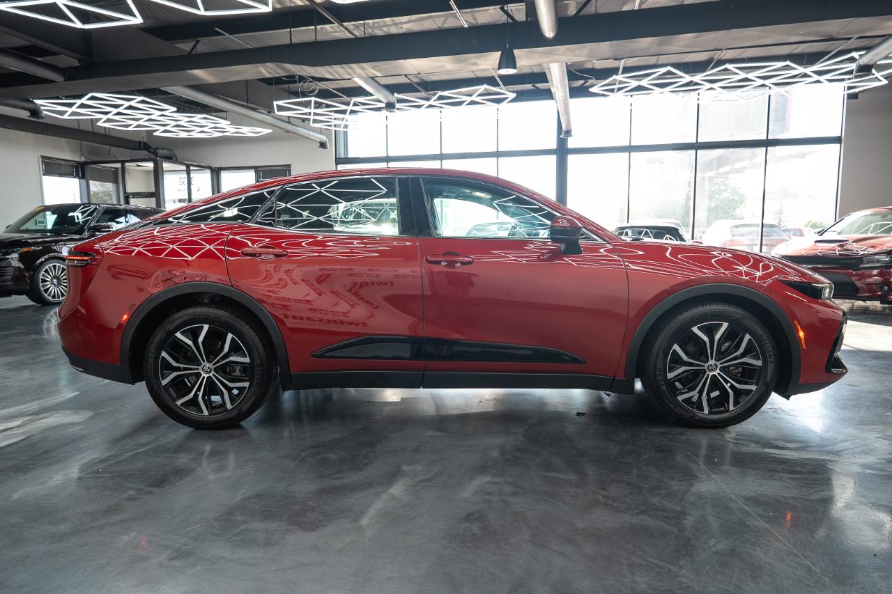 Toyota Crown XLE 2023