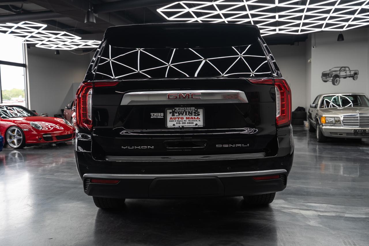 GMC Yukon XL Denali 4WD 2021