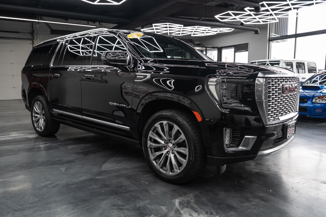 GMC Yukon XL Denali 4WD 2021
