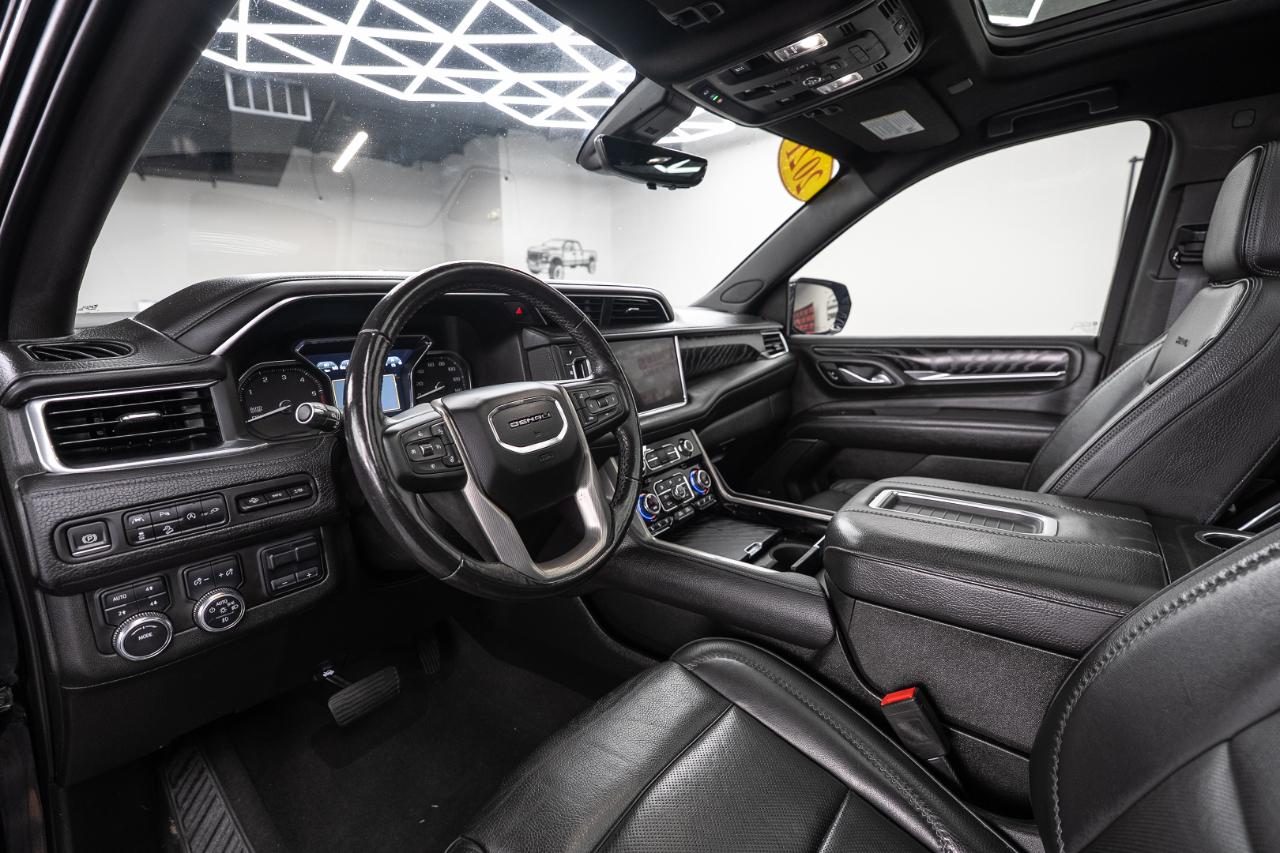 GMC Yukon XL Denali 4WD 2021
