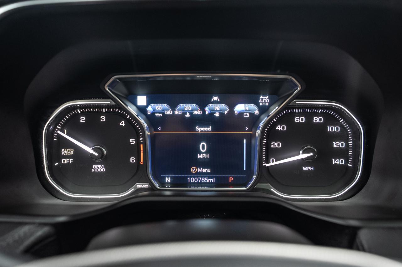GMC Yukon XL Denali 4WD 2021