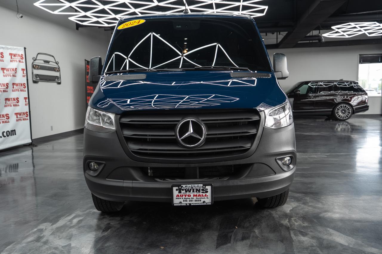 Mercedes-Benz Sprinter 2500 144-in. WB 2024