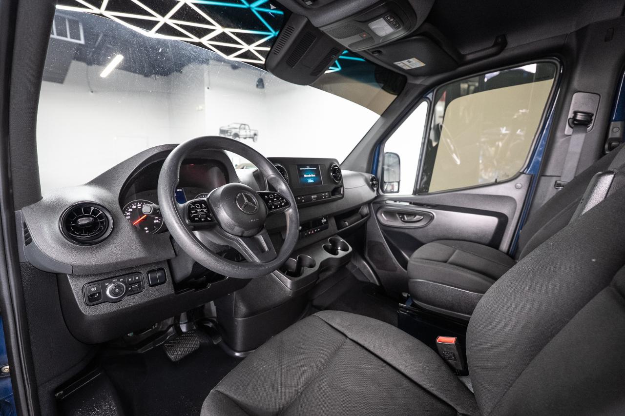Mercedes-Benz Sprinter 2500 144-in. WB 2024