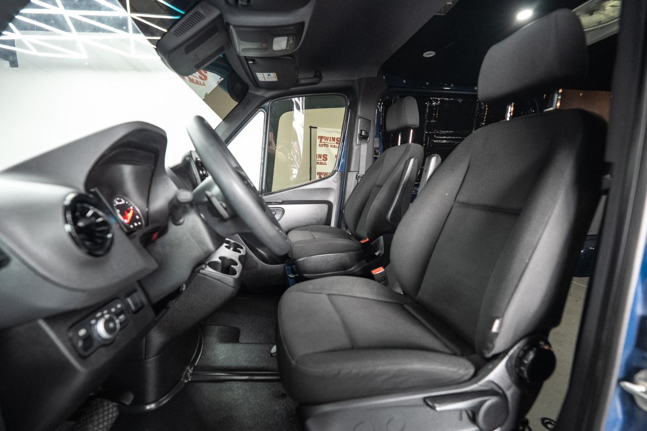 Mercedes-Benz Sprinter 2500 144-in. WB 2024