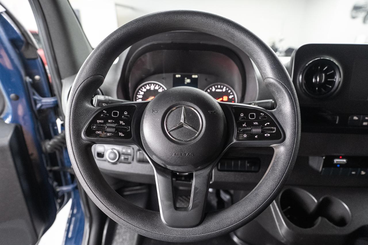 Mercedes-Benz Sprinter 2500 144-in. WB 2024