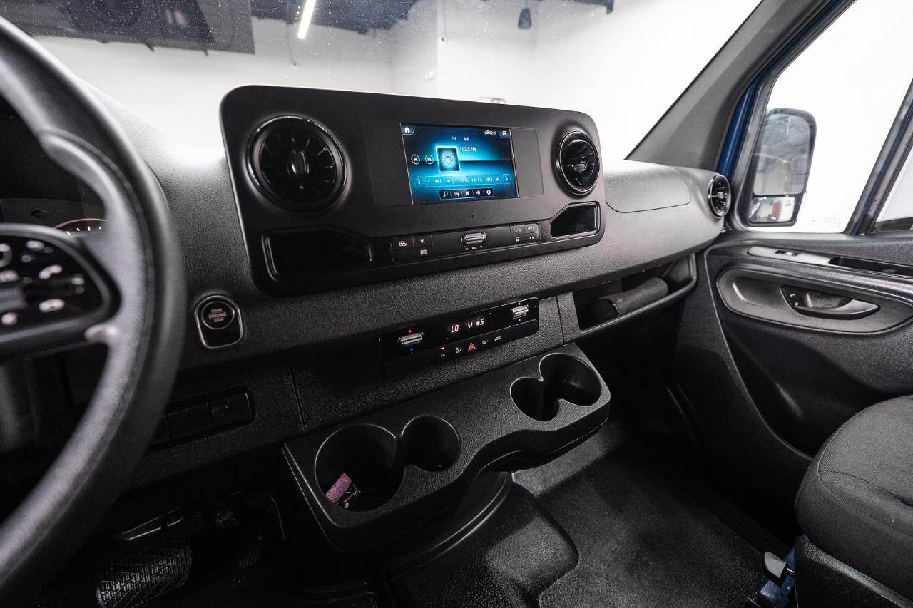 Mercedes-Benz Sprinter 2500 144-in. WB 2024