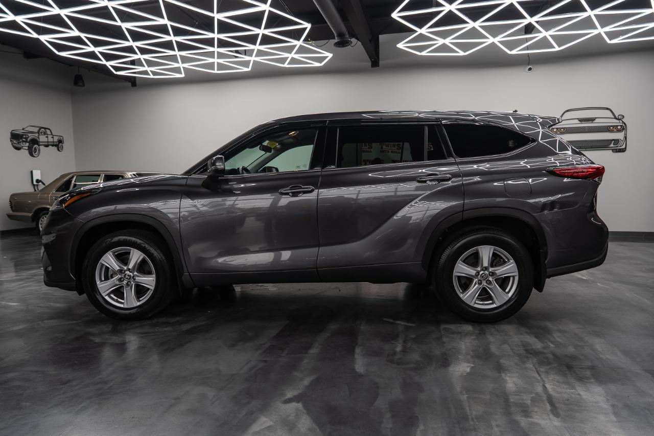 Toyota Highlander LE AWD V6 2020