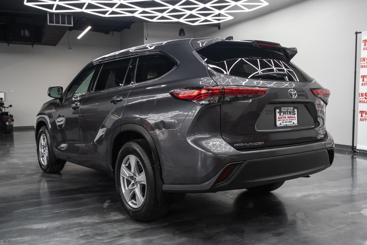 Toyota Highlander LE AWD V6 2020