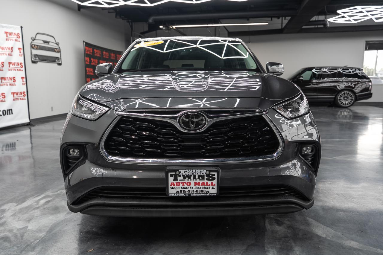 Toyota Highlander LE AWD V6 2020