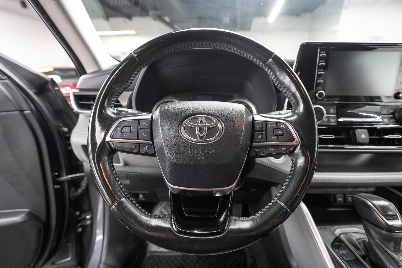 Toyota Highlander LE AWD V6 2020