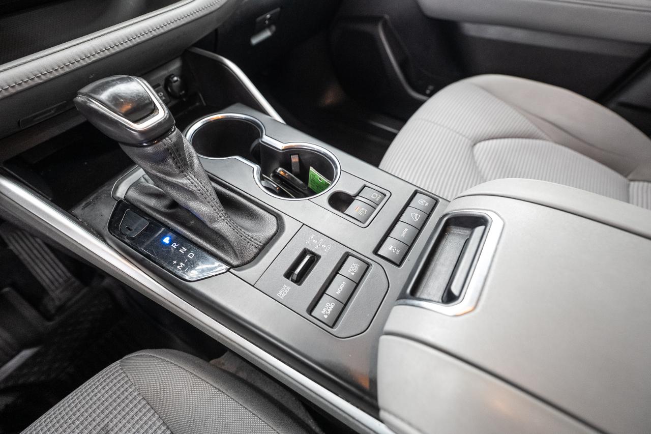 Toyota Highlander LE AWD V6 2020