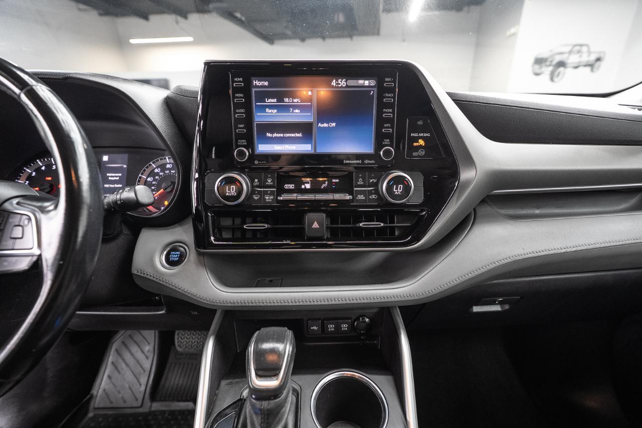 Toyota Highlander LE AWD V6 2020